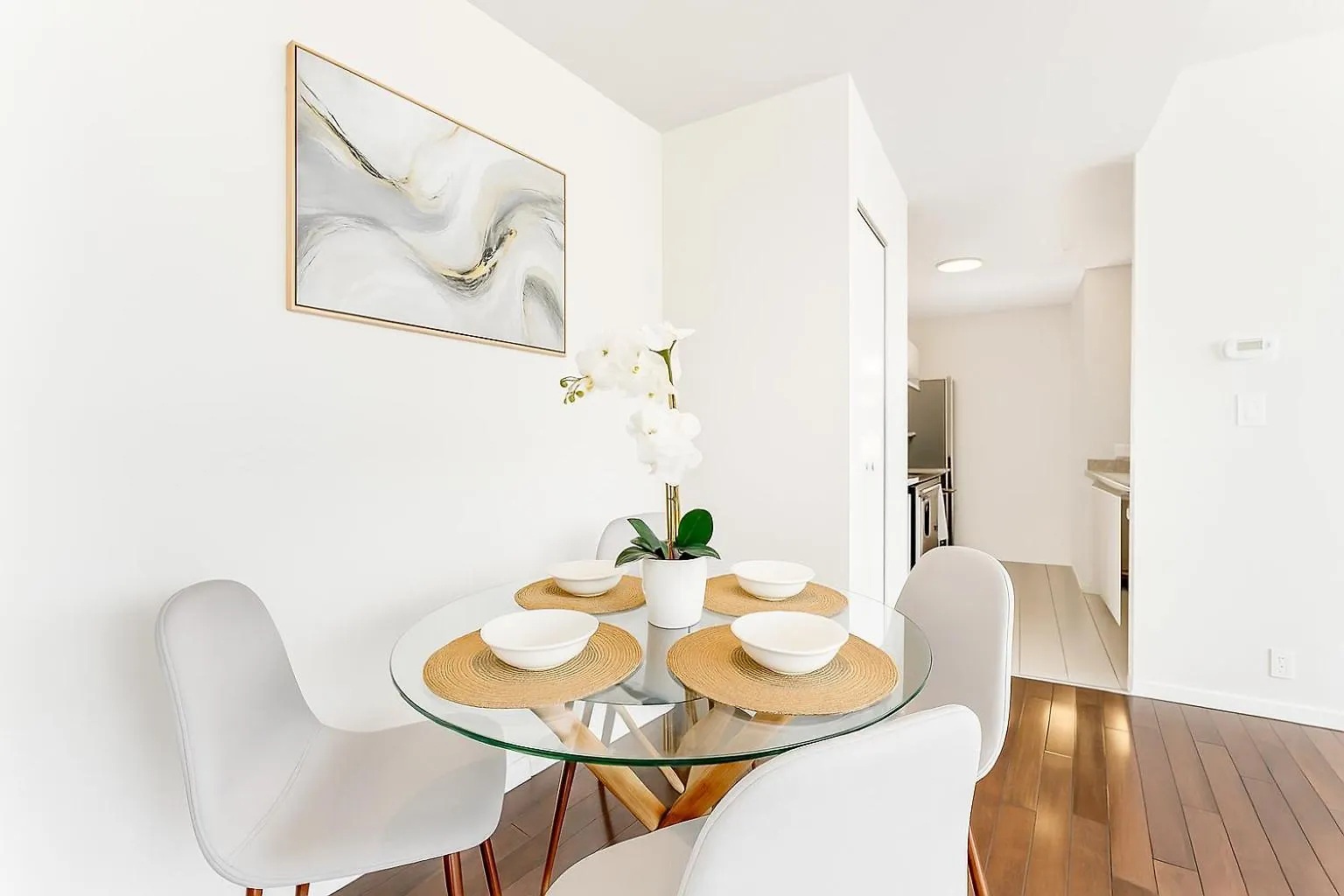 Central 2-Bedroom Apartment With Great Views Walkable Location Vancouver